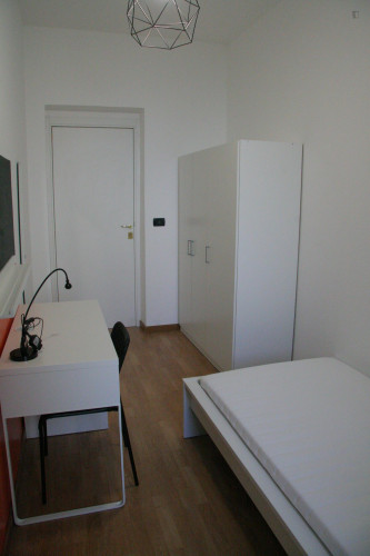 Comfortable Bedroom In San Salvario - 2