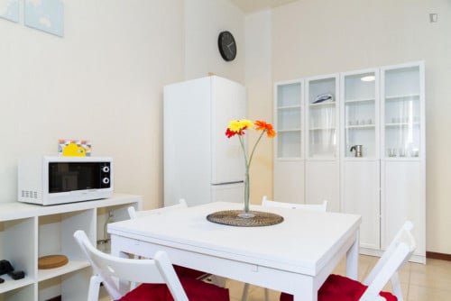 Large double bedroom in Turin - Gallery - 6