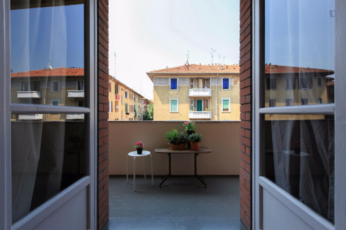 Twin bedroom with private bathroom and balcony close to Navigli - Gallery - 8
