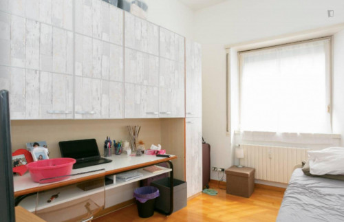 SIngle bedroom in a 4-bedrooms apartment - Gallery - 16