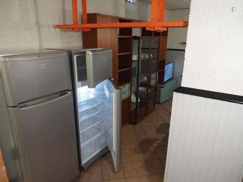 Cool single bedroom in Turin