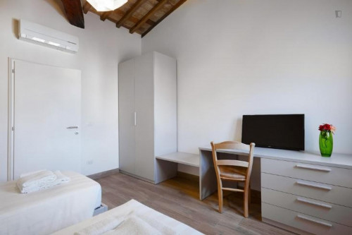 Great 2-bedroom apartment in Santa Croce