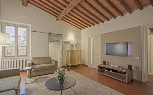Lovely 2-bedroom apartment in Duomo - Gallery - 16