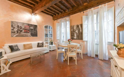 Posh 2-bedroom flat in Santa Maria Novella  - Gallery -  3