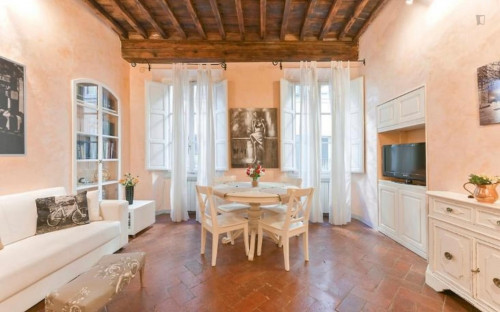 Posh 2-bedroom flat in Santa Maria Novella - Gallery - 6