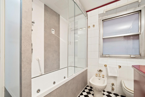 Comfy bright 1-bedroom apartment close to Lanza metro station - Gallery - 43