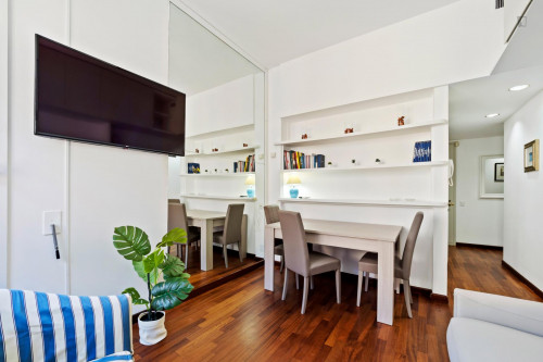 Comfy bright 1-bedroom apartment close to Lanza metro station - Gallery - 49