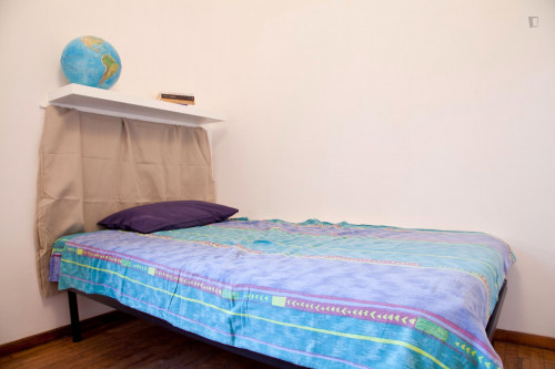 Cosy double bedroom in Ostiense neighbourhood - Gallery - 28