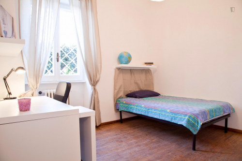Cosy double bedroom in Ostiense neighbourhood - Gallery - 26