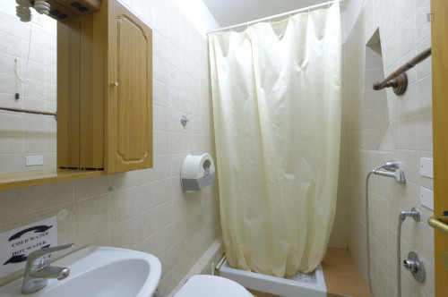 studio one bedroom apartment with kitchen and bathroom quart.Monti near Colosseo - Gallery - 5