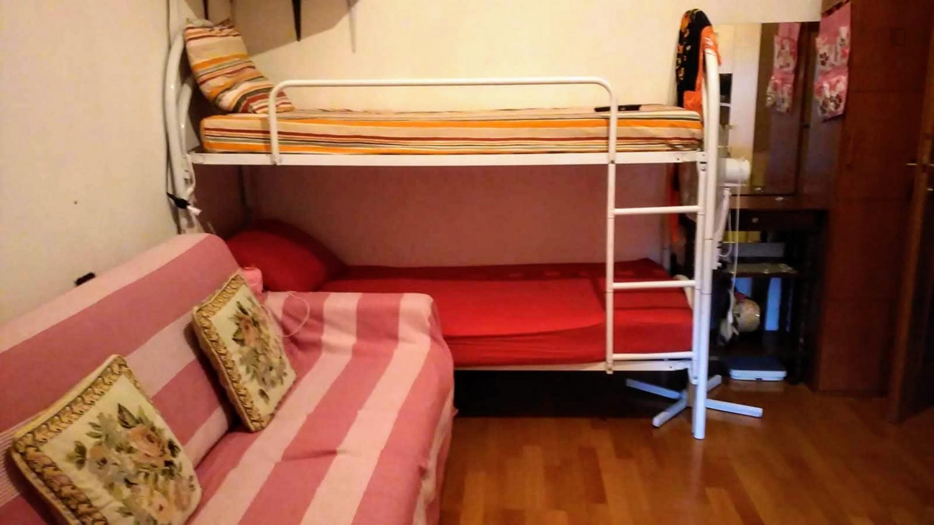 Nice bed in a shared bedroom in Crescenzago Neighborhood
