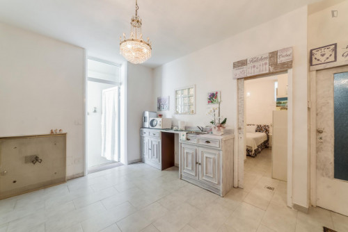 Great bedroom with private bathroom in Castel Maggiore neighborhood  - Gallery -  2