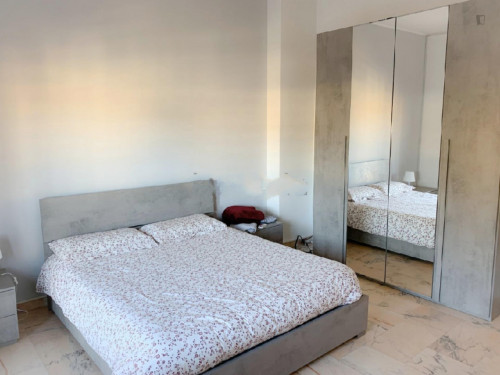 Cosy single bedroom in Tuscolano Neighborhood  - Gallery -  1