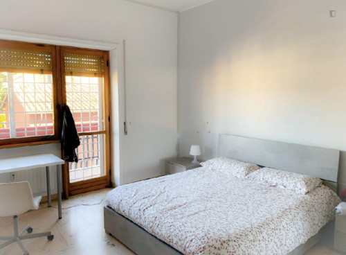 Cosy single bedroom in Tuscolano Neighborhood  - Gallery -  2