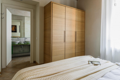 Elegant 2-bedroom apartment close to NABA, IULM and Bocconi - Gallery - 7