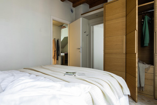 Elegant 2-bedroom apartment close to NABA, IULM and Bocconi - Gallery - 8