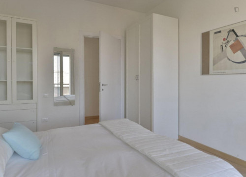 Amazing 2-bedroom flat near the Zara metro