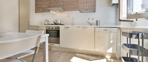 Bright 2-bedroom apartment close to the Università Cattolica del Sacro Cuore - Gallery - 7