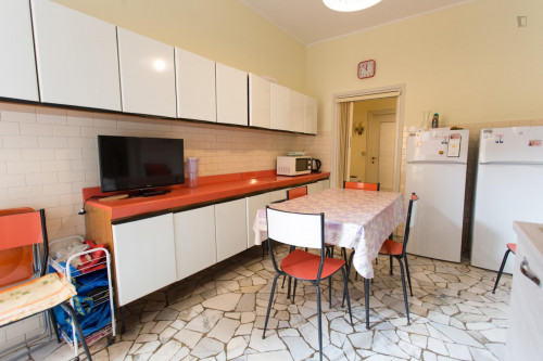 Cool double bedroom near Politecnico di Milano - Gallery - 36