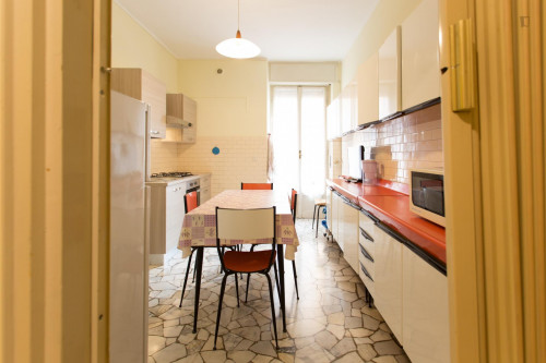 Cool double bedroom near Politecnico di Milano - Gallery - 28
