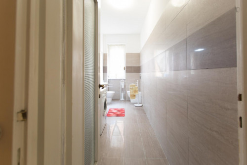 Cool double bedroom near Politecnico di Milano - Gallery - 40