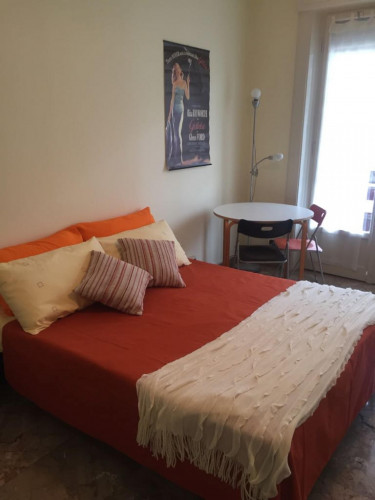 Cool double bedroom near Politecnico di Milano - Gallery - 27