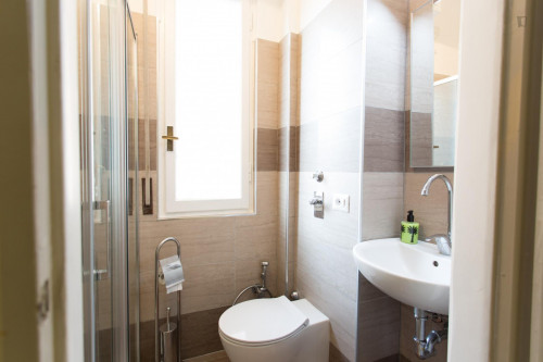 Bright double bedroom close to Politecnico di Milano - Gallery - 5
