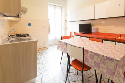 Bright double bedroom close to Politecnico di Milano - Gallery - 23