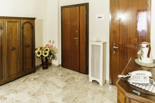 Inviting double bedroom in Novoli - Gallery - 5