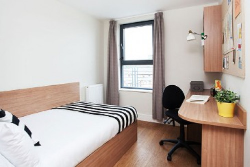  Classic Two Bedroom Flat  -  Thurso Street Unite  - Gallery -  1