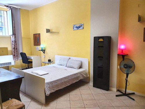 Spacious Double Bedroom Close To Università IULM - 2