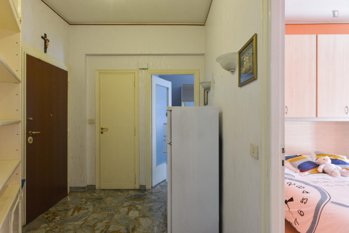 Welcoming double bedroom near Prenestina train station - Gallery - 10