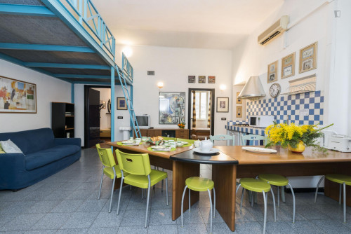 Modern 3-bedroom apartment located in Trastevere  - Gallery -  1