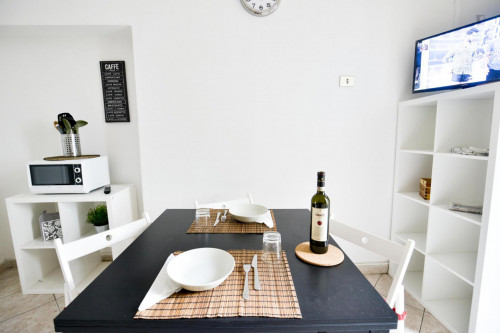 Bright double bedroom in Turin  - Gallery -  5