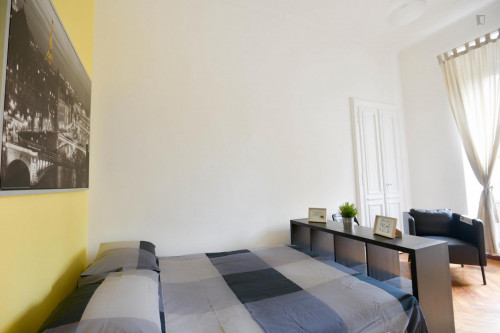  Bright Double Bedroom In Turin  -  Bright double bedroom in Turin  - Gallery -  1