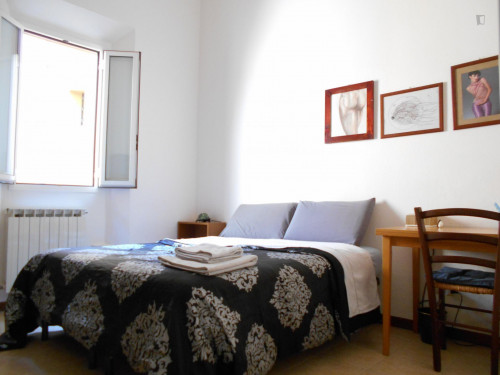 Double bedroom in the beautiful Centro Storico  - Gallery -  3