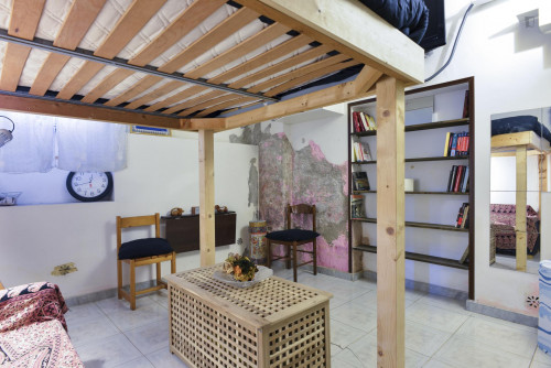 Cosy double bedroom in the San Lorenzo neighbourhood  - Gallery -  3