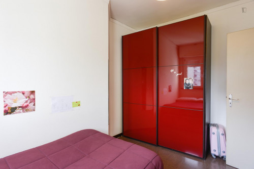 Single bedroom in 4-bedroom apartment - Gallery - 21