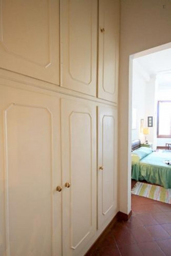 Charismatic 1-bedroom flat in San Frediano - Gallery - 15