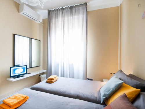 Cool 3-bedroom apartment near Alma Mater Studiorum - Università di Bologna  - Gallery -  5