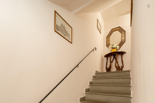 Pleasant two-bedroom apartment next to the university - Gallery - 12