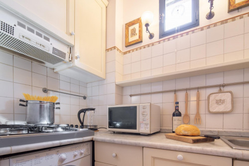 Pleasant two-bedroom apartment next to the university - Gallery - 20