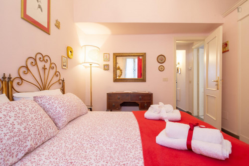 Pleasant two-bedroom apartment next to the university - Gallery - 24