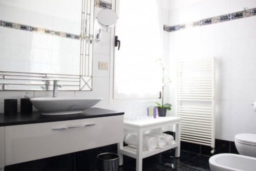 Amazing 3-bedroom apartment near Piazza San Marco - Gallery - 8