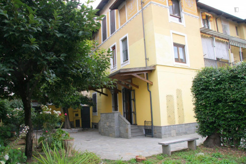Single bedroom plenty of light in Turin - Gallery - 11