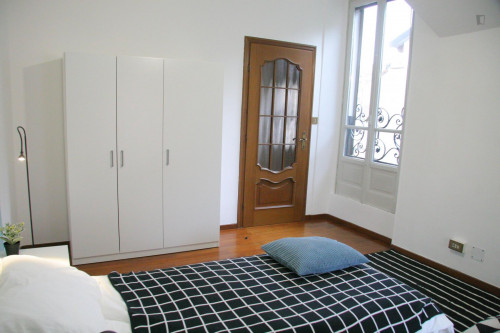 Single bedroom plenty of light in Turin