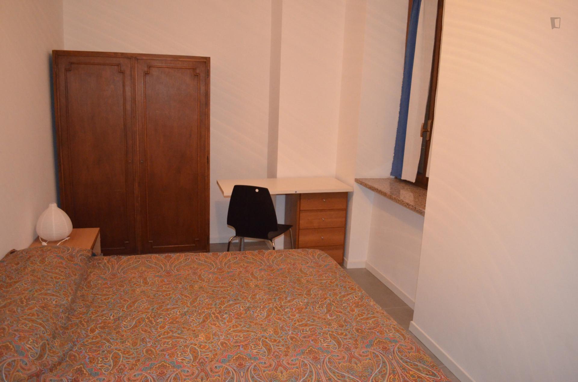 Spacious 2-bedroom apartment close to Porta Palatina