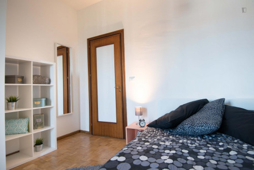 Stunning double bedroom in Turin - Gallery - 15