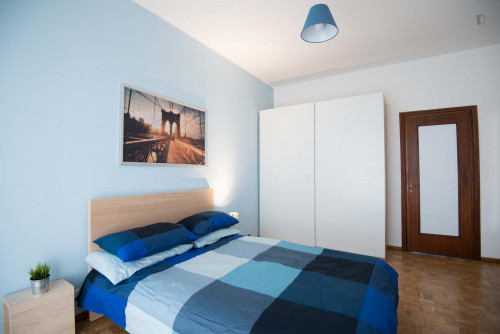  Stunning Double Bedroom In Turin  -  Stunning double bedroom in Turin  - Gallery -  2
