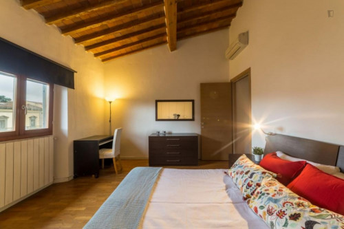 Amazing Room At A Walking Distance From Polimoda - 1